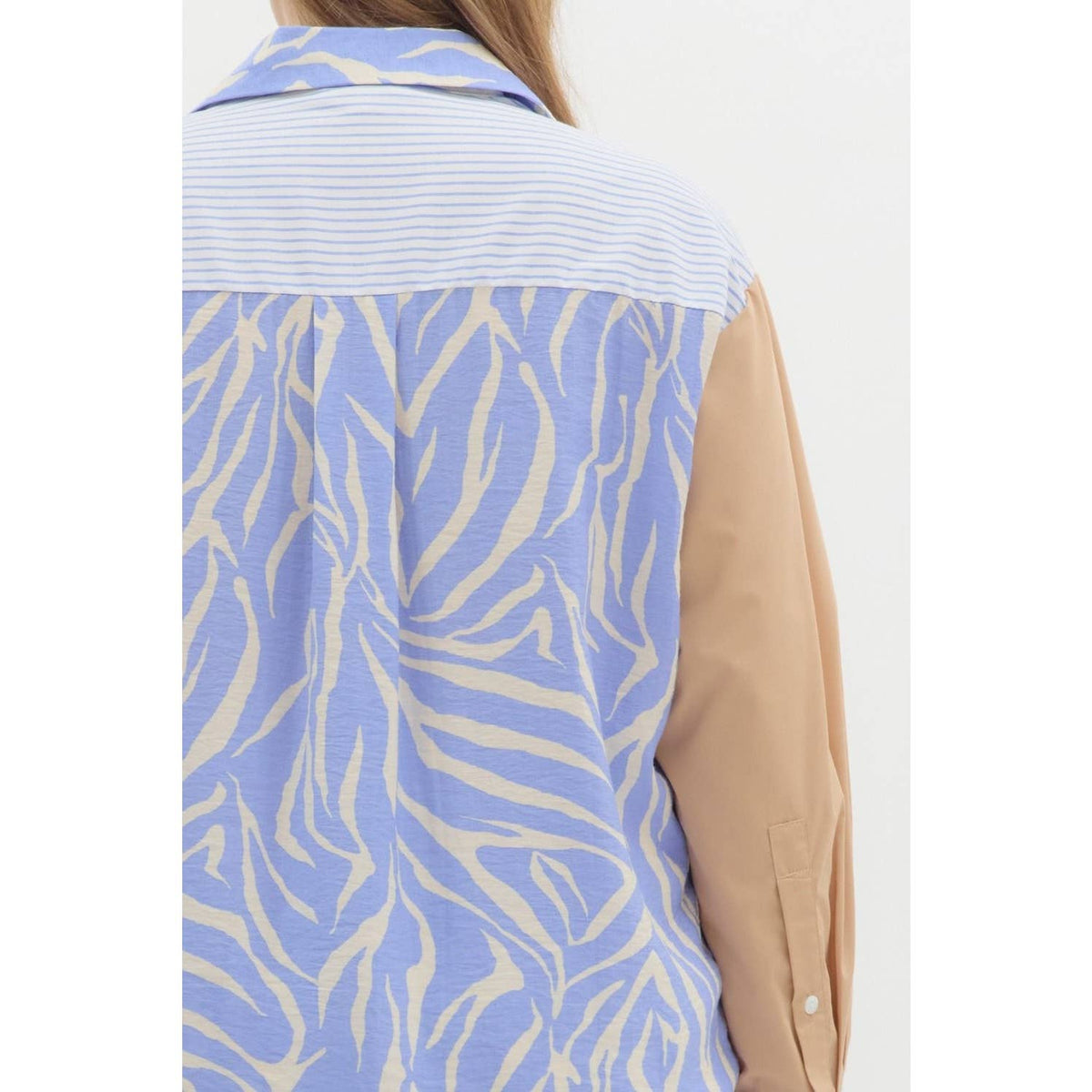 Ashla Classic Button Down (Plus)