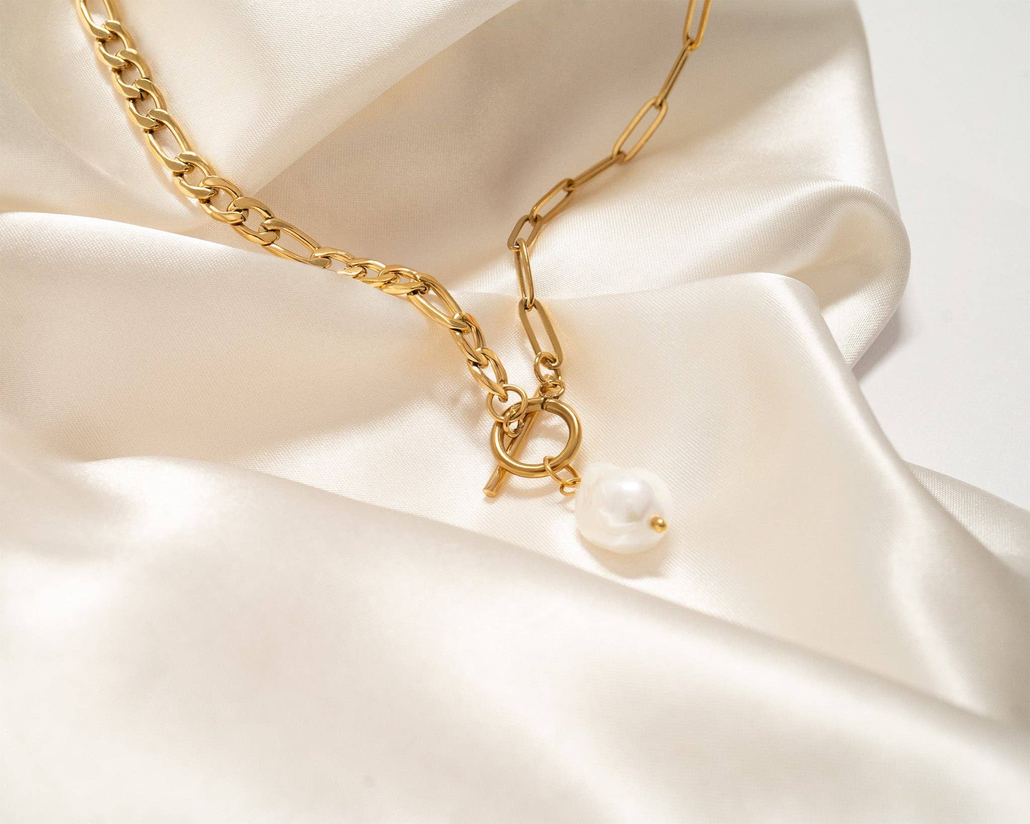 Pisces Pearl Charm Necklace