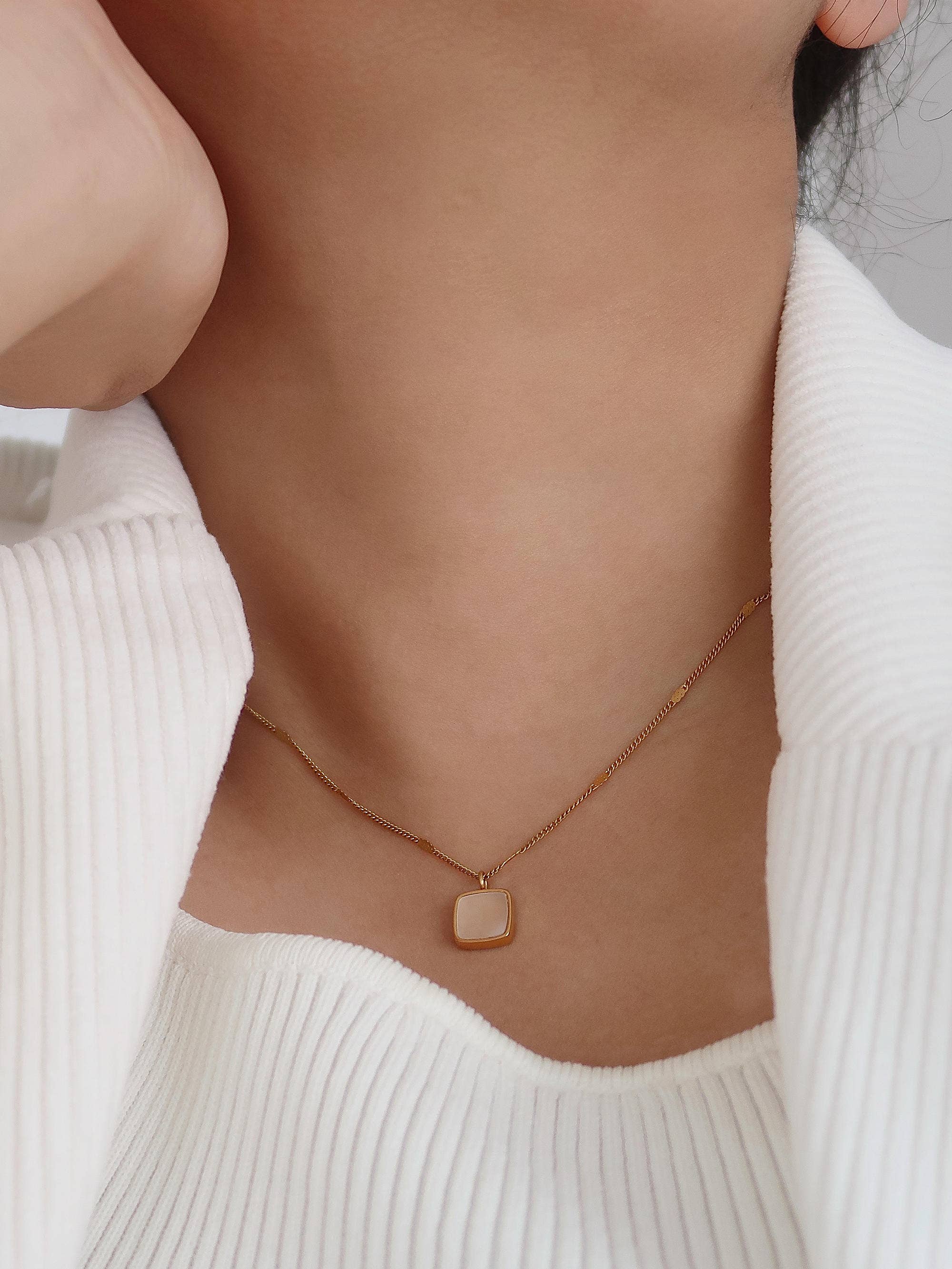 Felicity Gold Shell Square Necklace