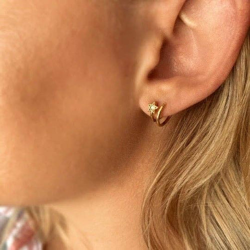 Blinking Star Stud Earrings